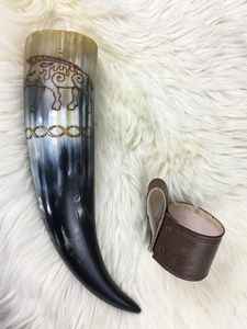 แก้วดื่มเซรามิกโบราณดีไซน์ยุคกลางของไวกิ้งแตรรูปควายพร้อมขาตั้งทองเหลือง - Product Image 2