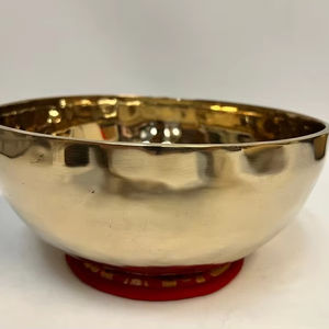 Bol chantant tibétain fait à la main de 7 pouces pour la méditation, le yoga, la guérison par le son et la pratique de la pleine conscience - Product Image 1