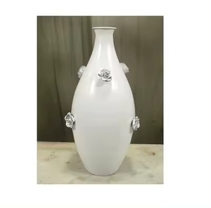 Nouveau Style Métal Blanc Couleur Fleur Vase Sur Mesure Décoratif En Métal Fer Fleur Vase Pour Hôtel Banquet Décoration - Product Image 3