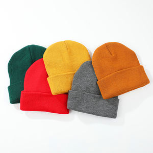 Bonnet en tricot personnalisé pour hommes et femmes Bonnet en acrylique d'hiver avec. - Product Image 5