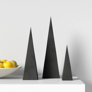 Sculpture en polystone faite à la main, branche de feuilles de ginkgo dorées sur socle en bloc gris foncé, figurine botanique, accent de table moderne et naturel - Product Image 6