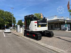 Mini pelle HIDROMEK HMK145LCSR avec composants principaux moteur et pompe comportant un cylindre hydraulique Hydac - Product Image 4