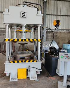 เครื่องอัดไฮดรอลิกแบบถือคู่ PLC เปล่าสำหรับกระบวนการวาดแบบลึก - Product Image 3