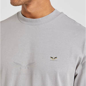 Derniers modèles T-shirts surdimensionnés pour hommes Fashion Wear T-shirts surdimensionnés pour hommes de couleur unie pour adultes - Product Image 5