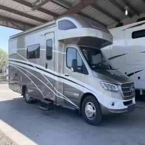 Autocaravana de Lujo con Suspensión Independiente para Viajes, Campamentos al Aire Libre, Aventuras por Carretera y Uso Doméstico - Product Image 1