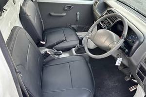 Camionnette Suzuki Carry 4x4 de 2000, camionnette Kei du marché japonais, boîte manuelle à 5 vitesses, 4 roues motrices - Product Image 4