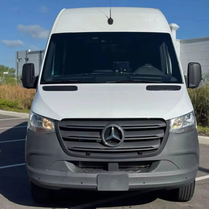 Vente rapide de voitures d'occasion propres : Mercedes-Benz Sprinter 3500 XD Cargo 2023, toit haut, entreaxe de 170 pouces, fourgon 3D, livraison mondiale - Product Image 3