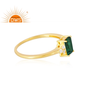 Anillo de Diseño Exclusivo Chapado en Oro de 18K con Circonita Cúbica Natural y Esmeralda, Fabricante de Joyería Fina - Product Image 4