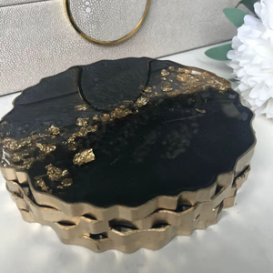 Juego de Bandeja y Posavasos de Resina Personalizados, Bandeja de Resina Hecha a Mano con Asa y Juego de Posavasos, Juego de Bandeja y Posavasos de Resina con Brillo - Product Image 1