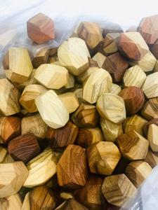 Lleva la naturaleza a casa con el juego de rocas de madera TUMI ISHI para todas las edades, la roca de madera TUMI ISHI fomenta el enfoque y el juego intencional - Product Image 5