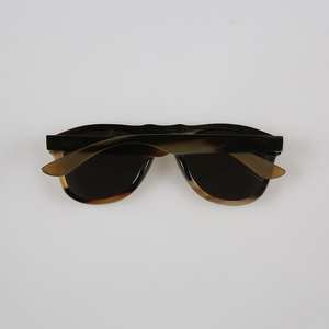 Gafas de Sol Modernas de Alta Calidad, Ecológicas, Hechas a Mano con Cuerno de Búfalo de Agua, Forma Geométrica Natural con Degradado, Embalaje Personalizado - Product Image 2