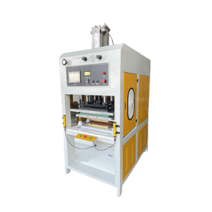 Machine de soudage HF pare-<span class=keywords><strong>soleil</strong></span> de voiture à radiofréquence 12KW - Product Image 1