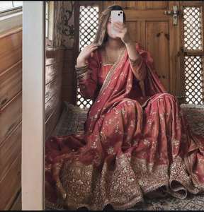 เสื้อสำหรับงานแต่งงานผ้าจอร์เจียปักลายลำดับต้นๆเสื้อ Sharara กับ dupatta สีแดงผลิตในอินเดียสำหรับผู้ใหญ่ - Product Image 5