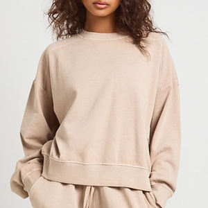 Ensemble de survêtement pour femmes, doux, respirant et durable, couleurs/tailles personnalisées, vêtements d'hiver confortables, deux pièces / coupe ample avec logo - Product Image 2