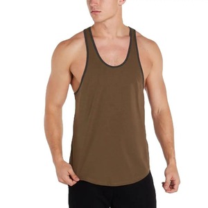 Vente en gros Débardeurs d'entraînement rouge tricoté respirant à séchage rapide pour hommes - Product Image 3