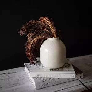 High Quality Glossy Finish Metal Tabletop Flower Vase Modern Home and Office Decoration Vase - Product Image 4