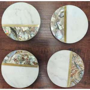 Posavasos indios de nogal con incrustaciones de hueso tradicional azul y blanco Posavasos con incrustaciones de hueso hechos a mano para uso en comedor - Product Image 2