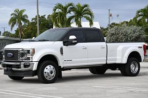Ford F-450 Super Duty Lariat 4x4 2020 en Excelente Estado - Product Image 4