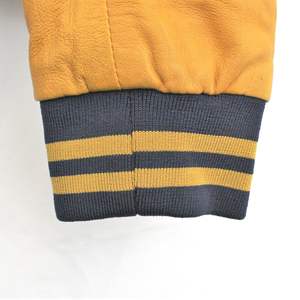 Bomber universitaire en laine de marque de luxe personnalisée avec manches en cuir Veste boutonnée pour hommes Blouson universitaire Letterman personnalisé - Product Image 4