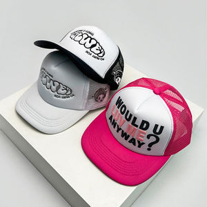 Sombreros de béisbol con bordado de letras impresas en bloque de color unisex diseñados para el individuo exigente Estas gorras inspiradas en el Hip Hop - Product Image 1