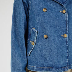 Veste en jean coupe décontractée pour femme, coupe ample pour des tenues confortables de tous les jours - Product Image 5