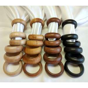 Servilleteros de madera hechos a mano artesanalmente con patrones intrincados y perfectos para elevar la decoración de su Mesa durante los eventos - Product Image 2