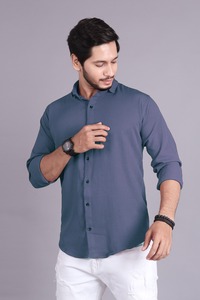 Camisa de diseñador para hombre Camisa informal para hombre de alta calidad disponible para exportación a precio mayorista - Product Image 3