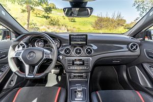 MERCEDES-BENZ GLA 45 AMG EDITION 1 2015 USADO, VOLANTE A LA IZQUIERDA/DERECHA - Product Image 3