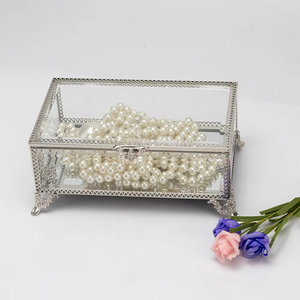 Caja de cristal hecha a mano hermosa al por mayor con marco de metal decorativo Almacenamiento de cristal transparente joyería y caja de regalo - Product Image 2