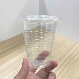 Quang Quan 85mm 280ml gobelets en plastique PP jetables à simple paroi à rayures transparentes avec couvercles pour tasses d'échantillons de sauce au lait de thé à bulles de jus - Product Image 1