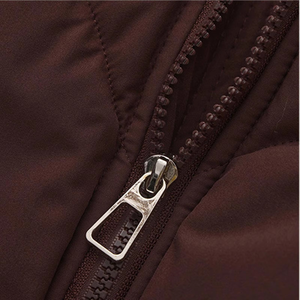 Chaquetas Acolchadas para Mujer al por Mayor, Chaquetas con Cremallera, Chaqueta Acolchada Corta Marrón Oscuro, Diseño con Capucha, Mangas Acolchadas Cálidas - Product Image 5