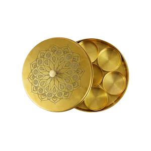 กล่องเครื่องเทศออกแบบแกะสลักด้วยมือทำจากทองเหลืองกล่องเครื่องเทศดีไซน์สวยงามทำจากโลหะทรงกลมสัมผัสทอง - Product Image 6