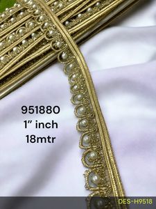 Cordones de borde Zari de oro metálico hechos a medida con mini perlas de plástico adecuadas para usar como bordes y adornos - Product Image 3