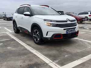 Citroën <span class=keywords><strong>C5</strong></span> <span class=keywords><strong>Aircross</strong></span> 1.6T Turbo SUV 6AT FWD 5 places avec <span class=keywords><strong>toit</strong></span> <span class=keywords><strong>ouvrant</strong></span>, édition luxe, modèle 2021 d'occasion - Product Image 4