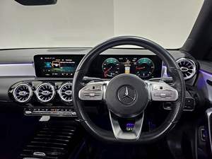 VOITURES ASSEZ UTILISÉES - Product Image 3