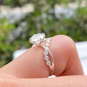 IGI Certifié 14K Or Massif 2.50CT VS1 Lab Grown Diamond Romantic Compass Prong Set Solitaire Accent Ring Bague De Mariage Unique - Product Image 3