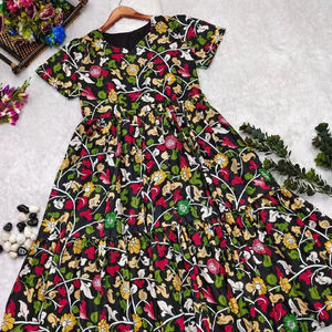 Perfect Vacation Look Maxi Con Hermoso Estampado Floral - Product Image 1