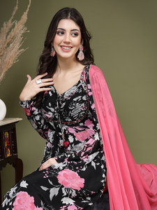 Ensembles Kurta A-Line en Poly Crape Brodés Miroir, Design Tendance et Attrayant, Meilleures Ventes, Nouveauté pour Femmes, Idéal pour Fêtes et Cérémonies - Product Image 2
