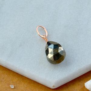 Pendentif en pierre précieuse facettée en forme de larme de pyrite, or métallique, pierre naturelle, plaqué argent, charme fait à la main, bijoux - Product Image 2