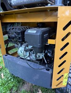 ENVÍO GRATUITO CFG MX12RX Miniexcavadora de Gasolina de 1.2 Toneladas y 15 HP con Certificación EPA y CE, Cilindro Hidráulico Eaton, Motor Principal, Bomba, Caja de Cambios, PLC - Product Image 5