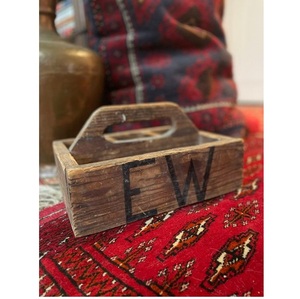 Boîte de service en bois de manguier très vendue Organisateur de cuisine décoratif Stockage Vaisselle Outils et papier Bureau à domicile Bière-Conception OEM - Product Image 5