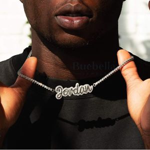 Colgante de escritura de 2 tonos de Plata de Ley 925 personalizado, colgante de collar de estilo Hip Hop con diamantes de moissanita - Product Image 3