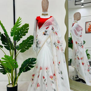 Lancement d'un nouveau vêtement de fête de créateur Tibby Silk Fancy Beautiful Digital Print And Pearl Work Saree And Japan Satin Blouse - Product Image 1