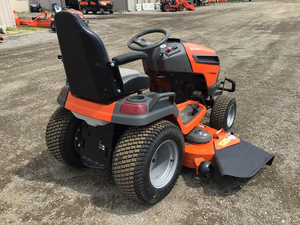 Tondeuse autoportée Husqvarna TS354XD 54 pouces avec moteur Kawasaki et différentiel hydrostatique à blocage – Tracteur de jardin à vendre - Product Image 5