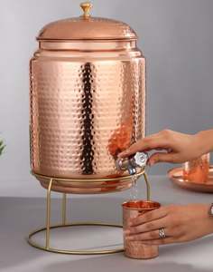 Distributeur d'eau en cuivre artisanal de 10 L, style zen asiatique traditionnel, avec couvercle et poignée en métal martelé, écologique - Product Image 2