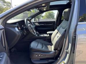 2023 C a d i l a c XT5 Premium Luxury AWD USADO - Product Image 4