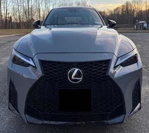 2025 I-S 5 0 0 F Sport Performance, Motor V8 de Aspiración Natural, Incognito, Techo Panorámico Automático, Bajo Kilometraje, Listo para Enviar - Product Image 1