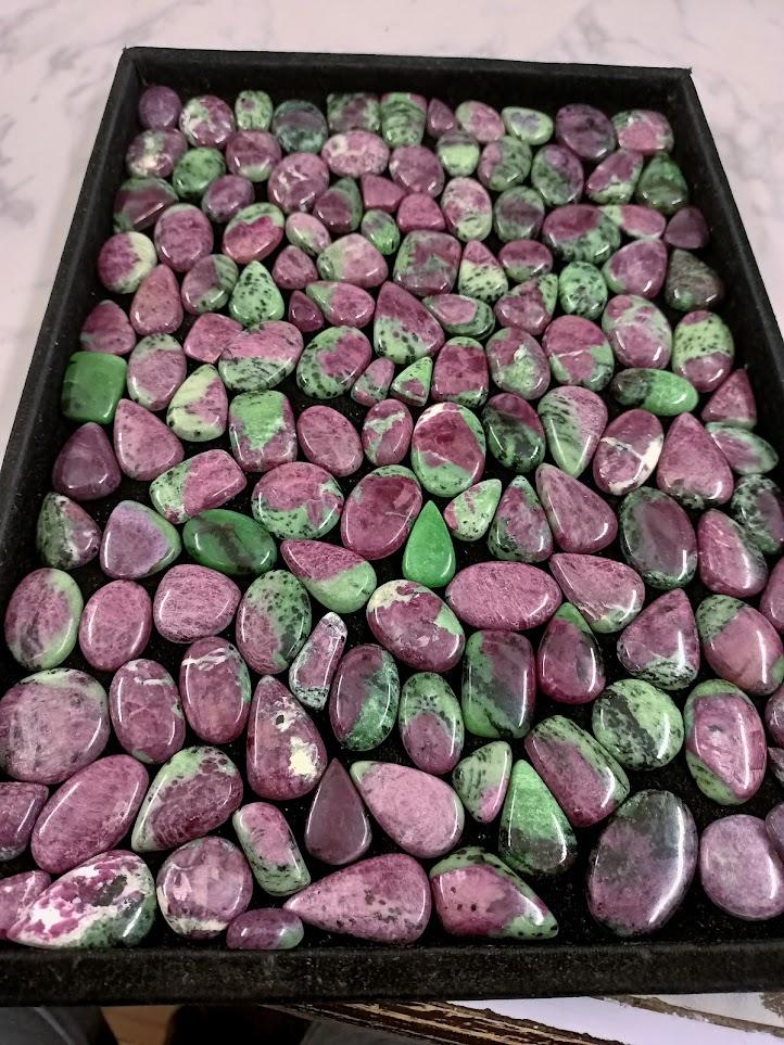 สีเขียว