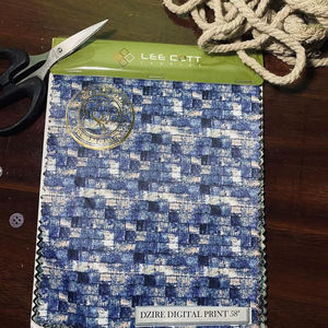 Tela de Lona de Impresión Digital DZIRE Anti-Pilling 100% Poliéster No Tejido 120 GSM 58 Pulgadas - Product Image 1