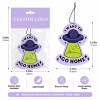 En gros, Carte parfumée suspendue Premium en papier imprimé Alien, diffuseur d'huiles essentielles écologique pour voiture et armoire